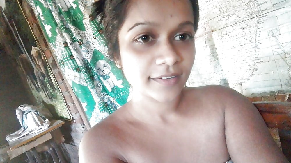 Cute pussy Indian girl showcasing her amazing pussy