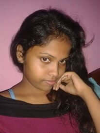 Desi girl nude photos of Desi teen exposing her topless body