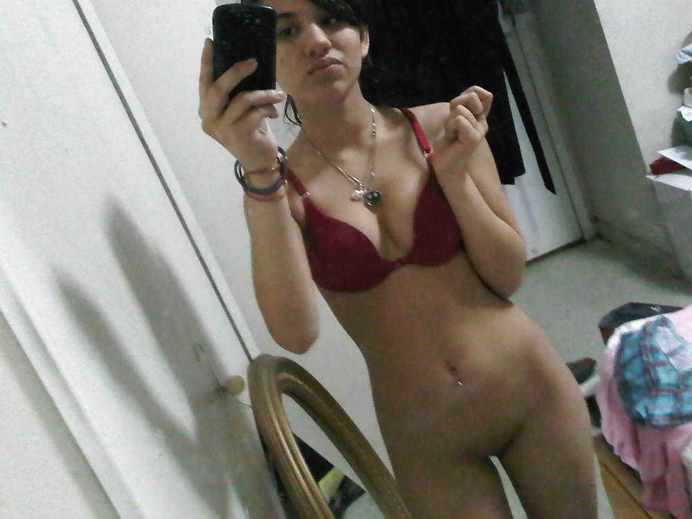 Horny Teen Girls Expose Big Boobs And Shaved Pink Pussies