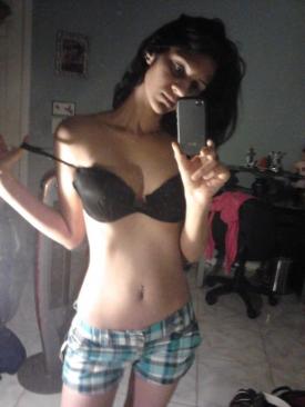 New Delhi Teen Exposes her Small Sexy Natural boobs