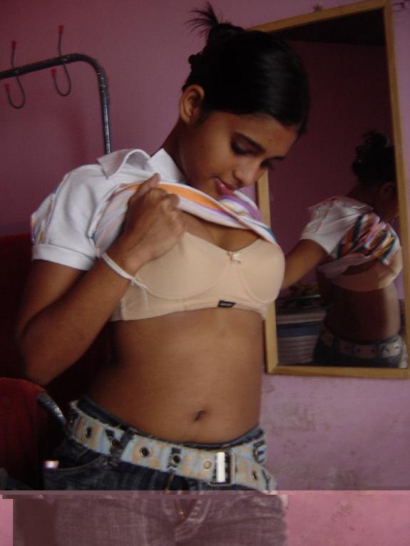 Nude Indian girls exposing herself in front of the camera