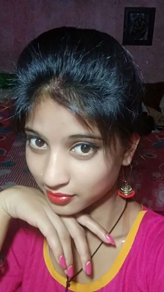 Indian girl nude selfies waiting for your cum tribute
