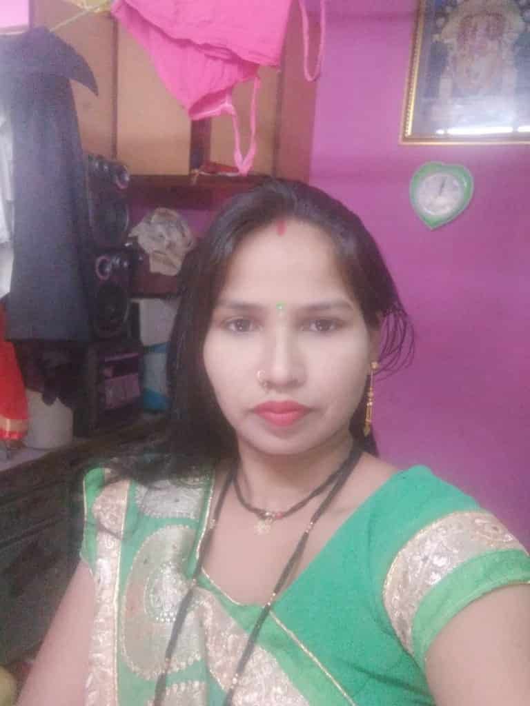 Dehati Bhabhi nude photos online