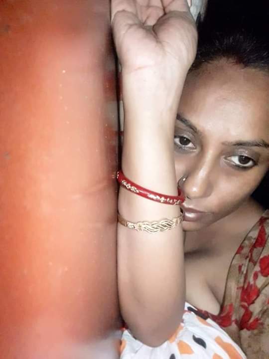 Bengali Boudi nude pics