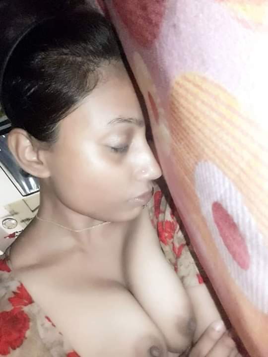 Bengali Boudi nude pics