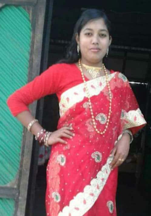 Desi village Bhabhi nude pics collection