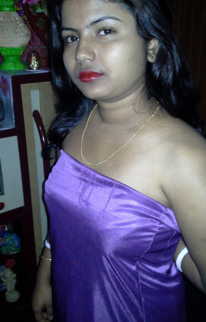 Bihari Bhabhi boobs show pics