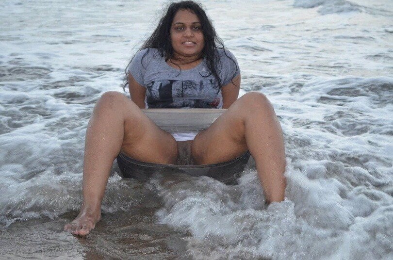 Rare Indian group sex photos of mature aunty and wife