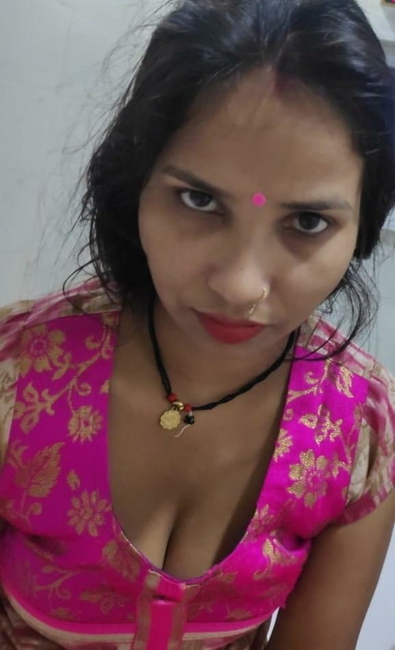 Dehati Bhabhi pussy pics