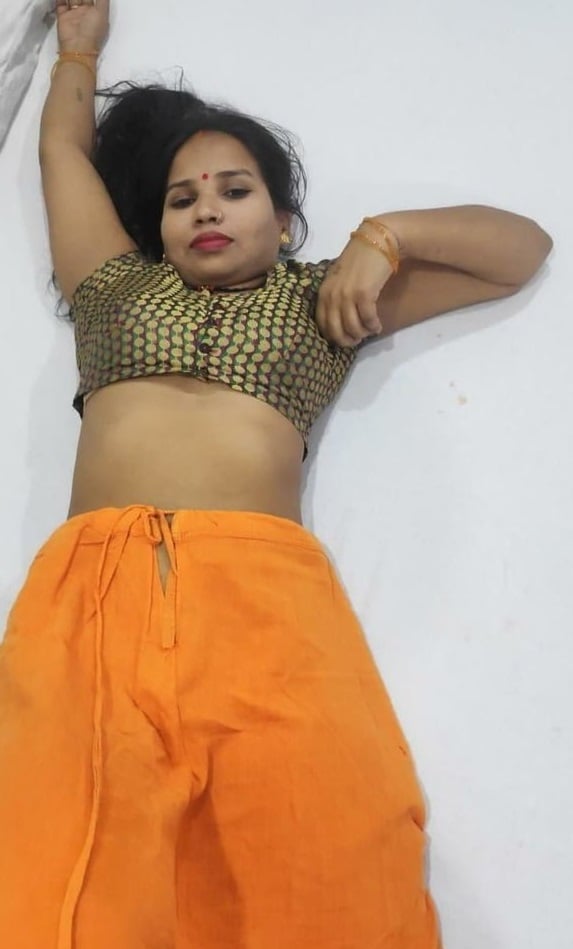 Dehati Bhabhi pussy pics