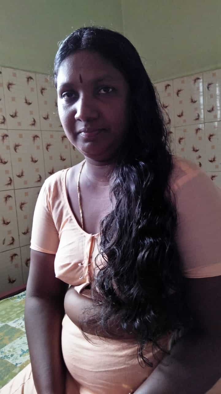 Mature Bhabhi nude photos for mature sex lovers