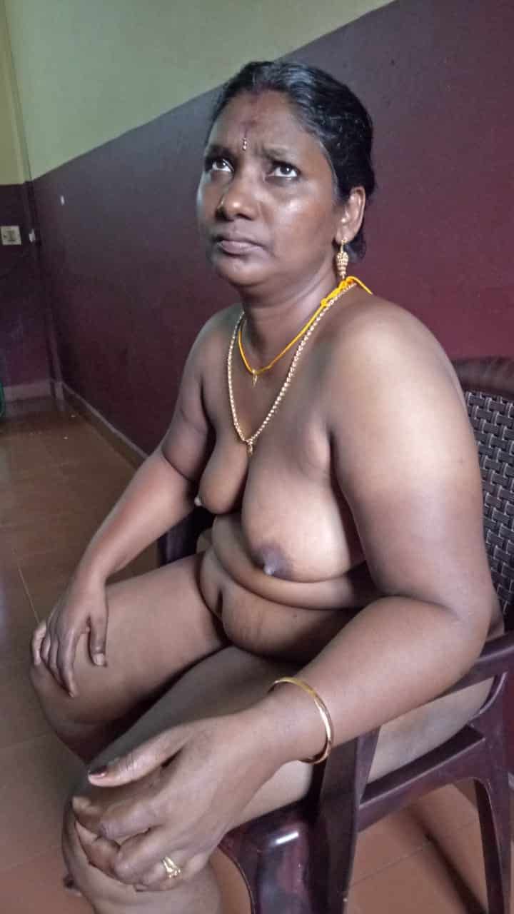 Mature Bhabhi nude photos for mature sex lovers