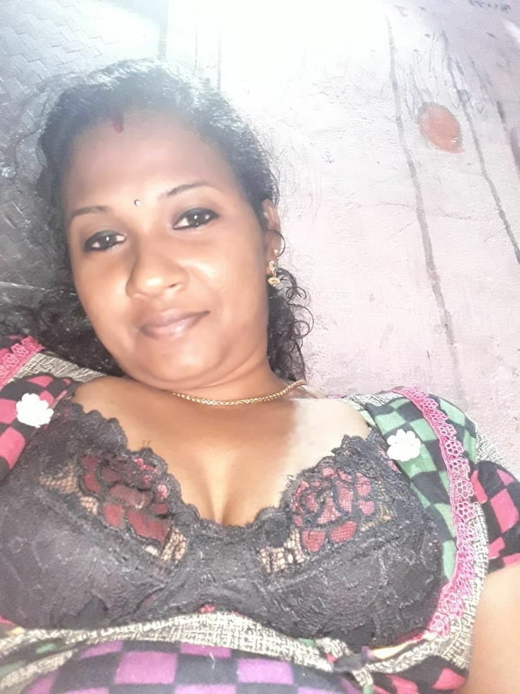 Real south Indian Bhabhi pics