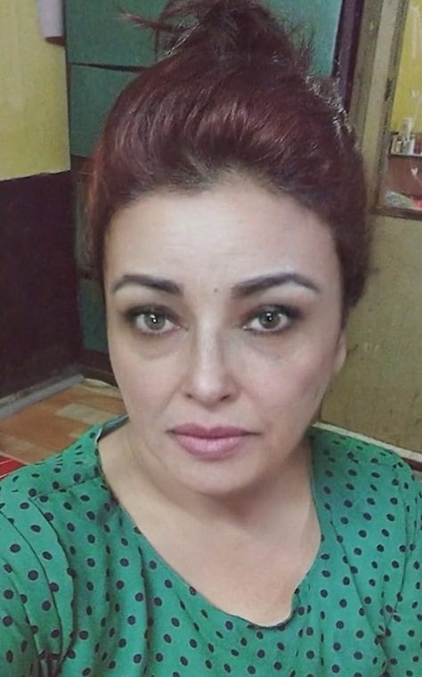Bangladeshi hot bhabhi topless sexy pics