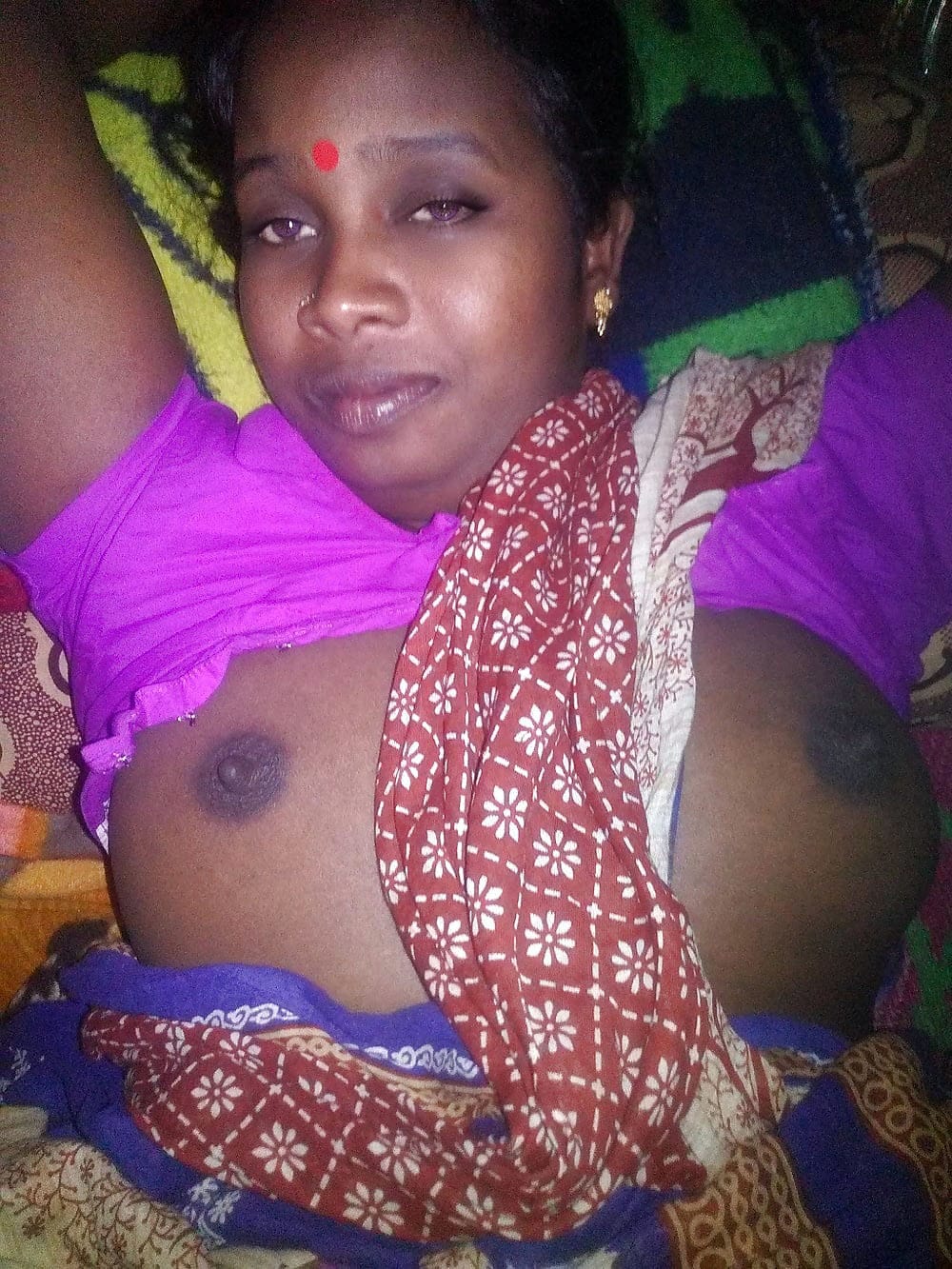 Village Bhabhi nude pics collection online