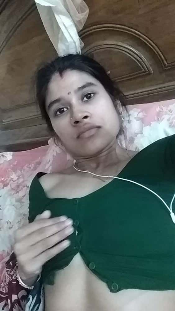 Indian Bhabhi nude photos leaked online