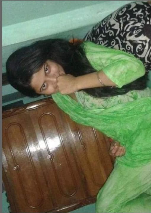 Download for free - sexy Bhabhi nude pics