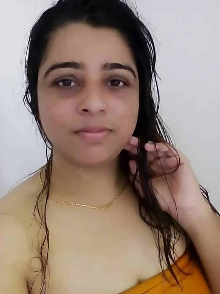 Super sexy Bhabhi photos