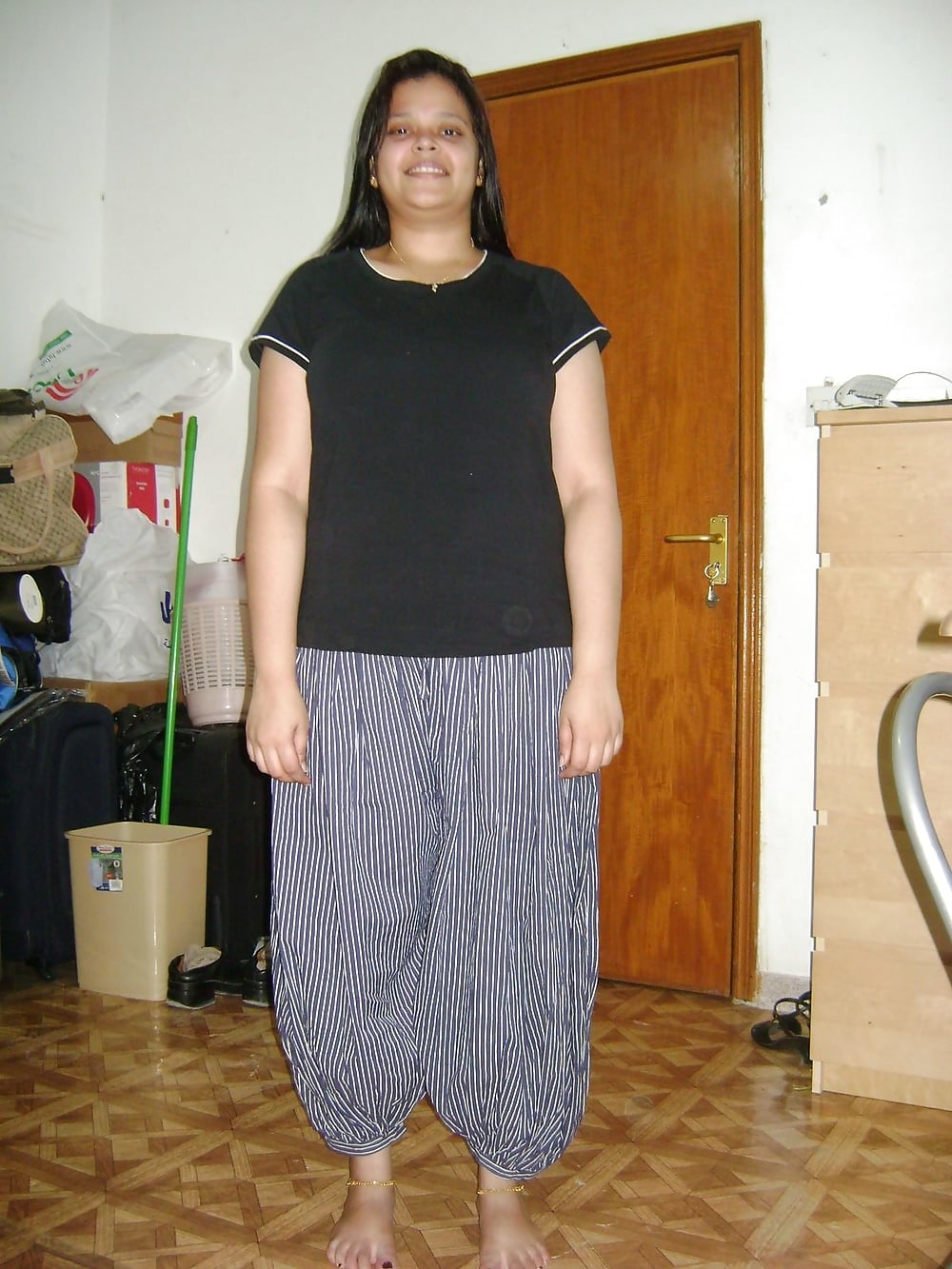 Booby Indian girl pics look visually satisfying