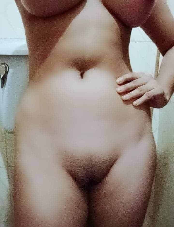 Big boobs Bengali girl nude photo exposure