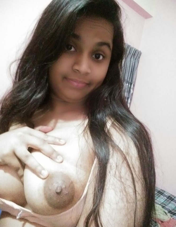 Booby Indian teen seducing huge boobs pics