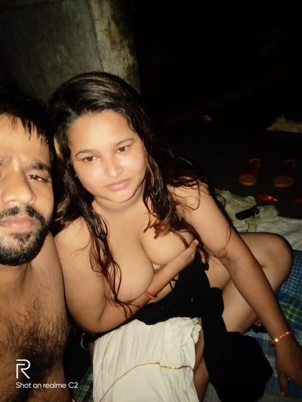 Big boobs Indian girl nude romance with boyfriend