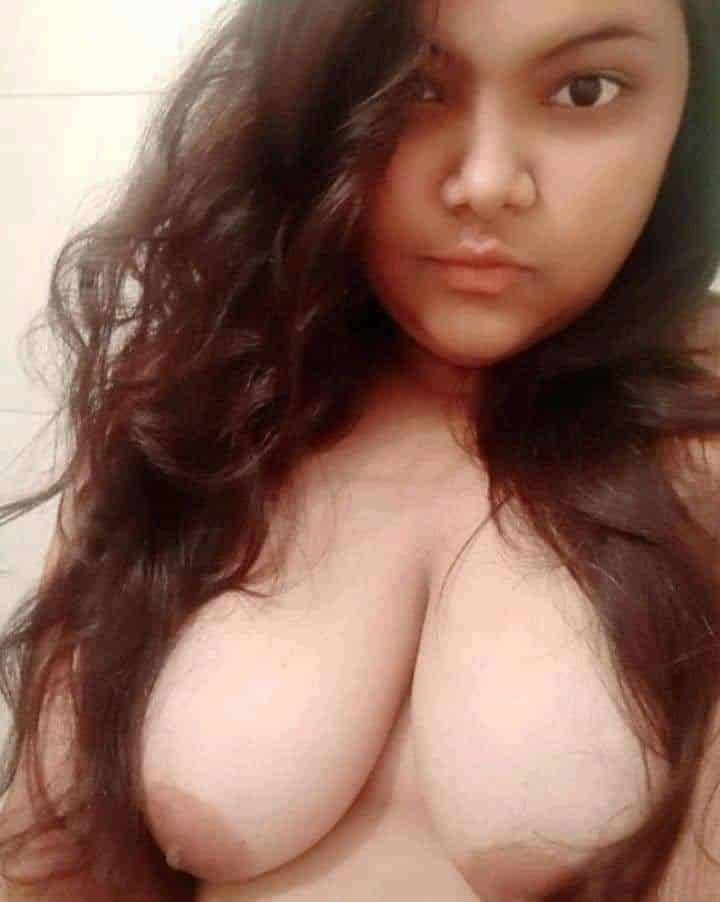 Busty Bangladeshi beauty flaunting her huge boobs on cam