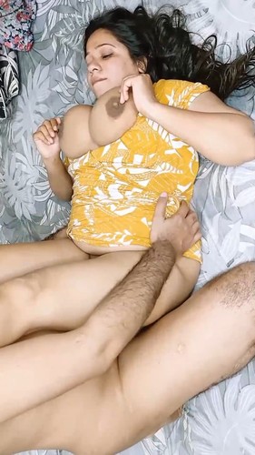 Big boobs Indian wife fucked by a stranger pics