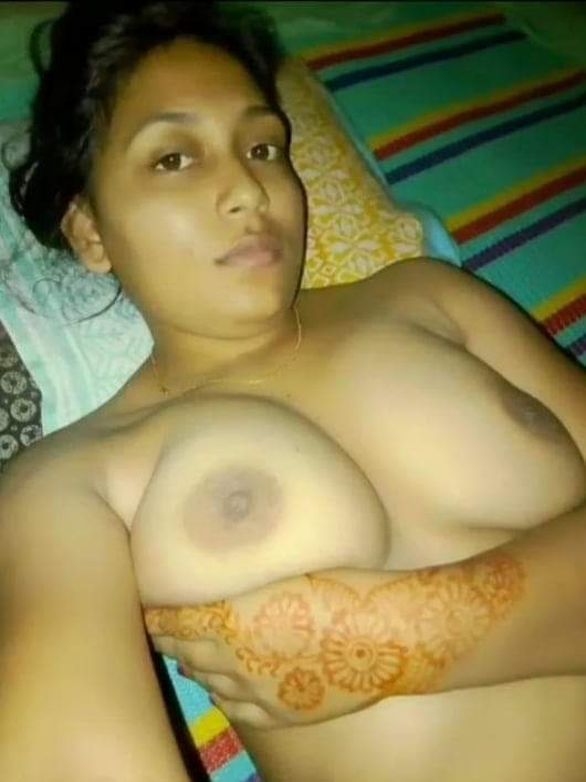 Busty college girl photos online