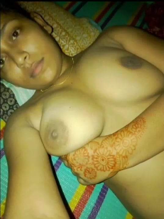 Busty college girl photos online