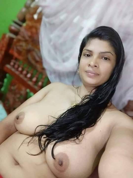 Sexy Bengali girl nude pics
