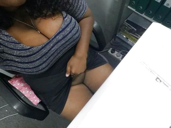 Super busty Tamil girl display her nude boobs