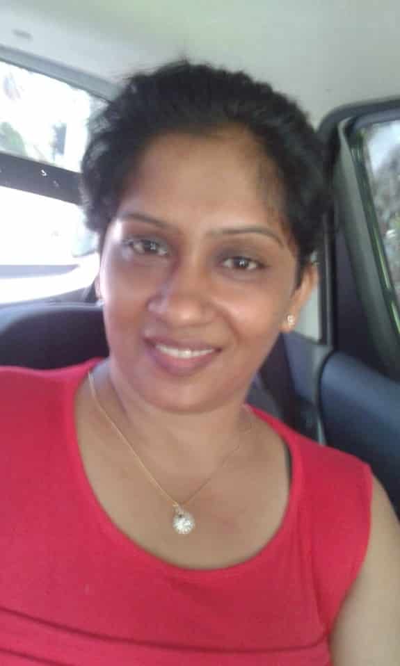 Lankan wife nude pics shot inside a car