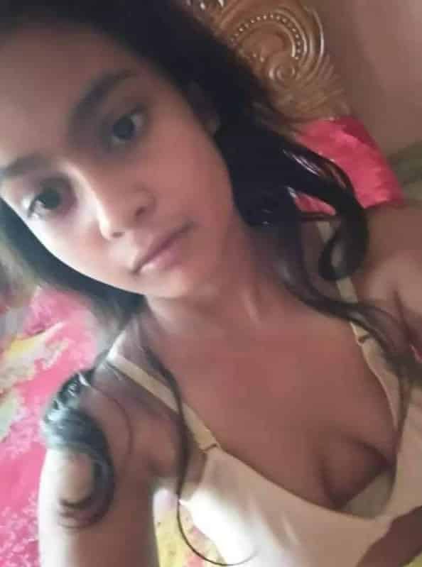 Virgin college teen Desi busty girl pics