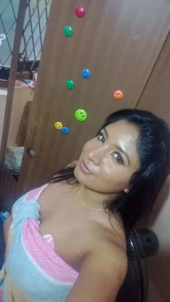 Nude Srilankan girl hot photos collection
