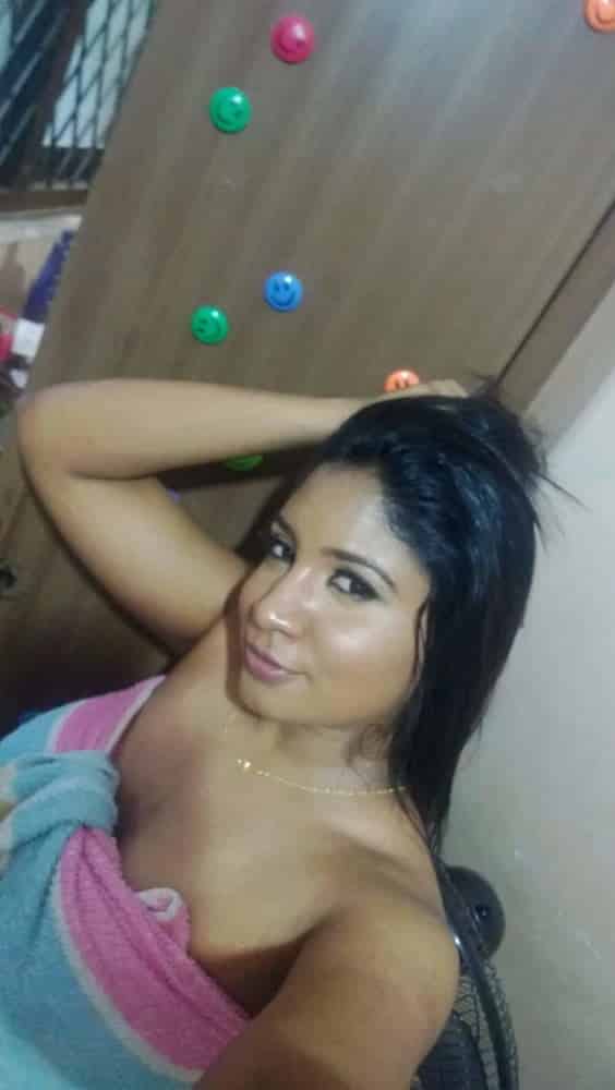 Nude Srilankan girl hot photos collection