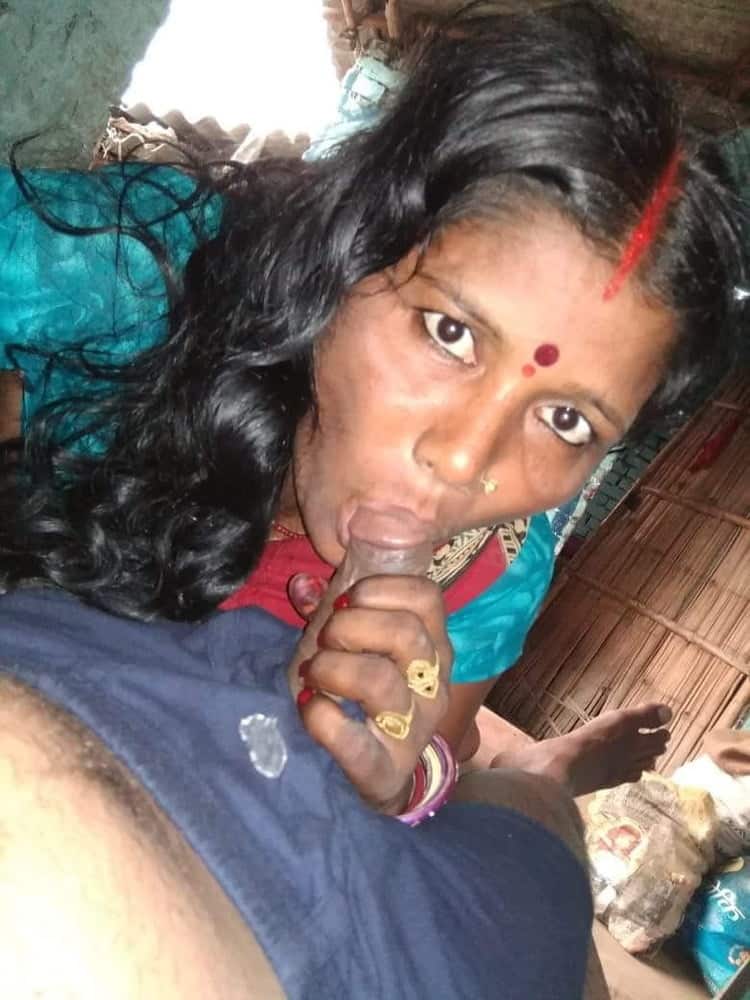 Desi wife blowjob pics shared online