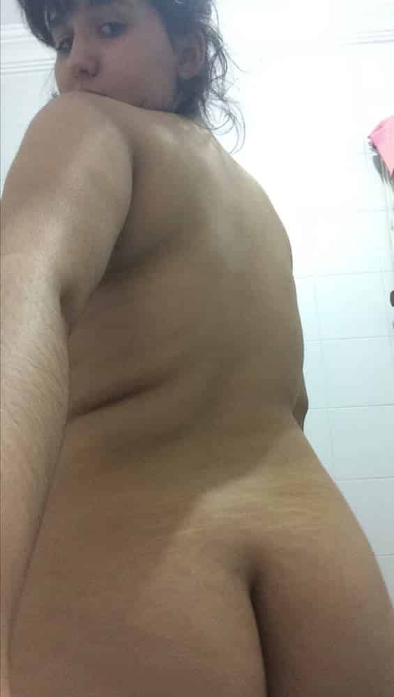 Paki beauty nude photos goes live here