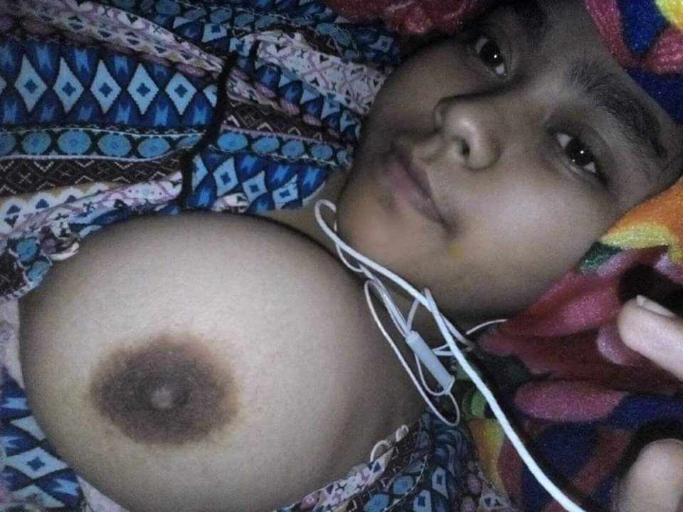 Sexy teen Bengali girl leaked nudes