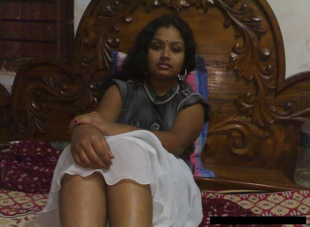 Cute Desi girlfriend sex pics with her boyfriend