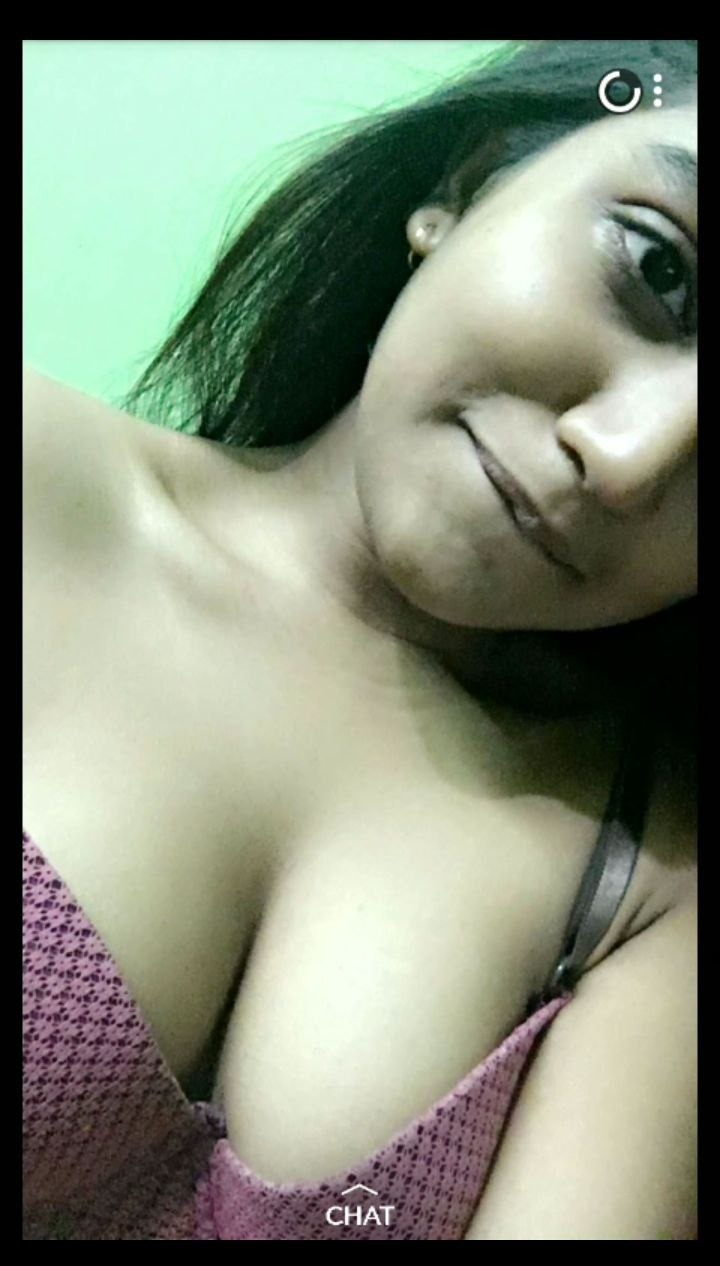 Bangladeshi sexy girl pics got leaked online