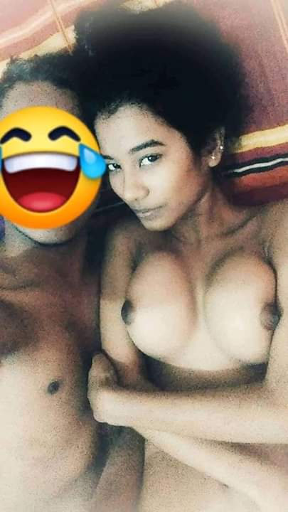 Desi girl sex pics with her boyfriend