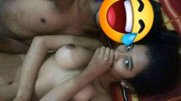 Desi girl sex pics with her boyfriend