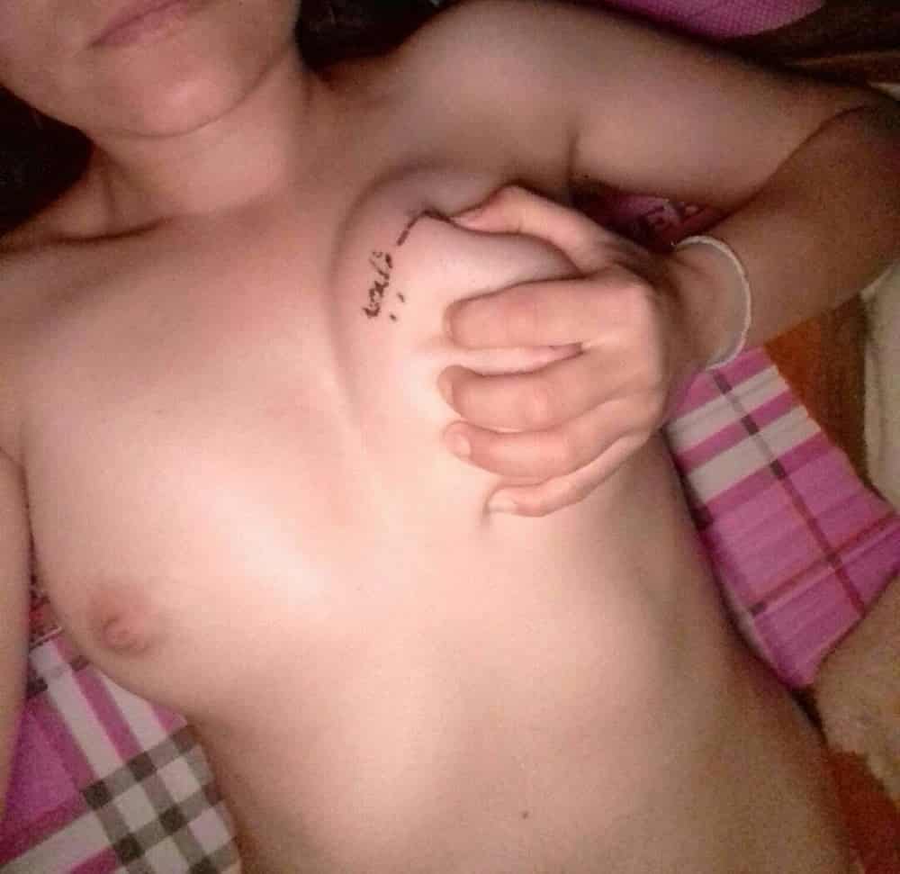 Beautiful Paki girl exposing her naked boobs and pussy