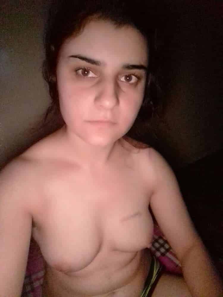 Beautiful Paki girl exposing her naked boobs and pussy