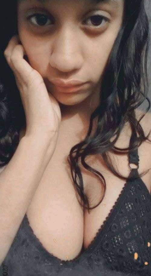 Bangla college girl nude selfies