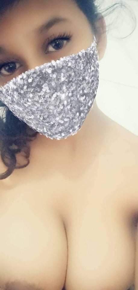 Bangla college girl nude selfies