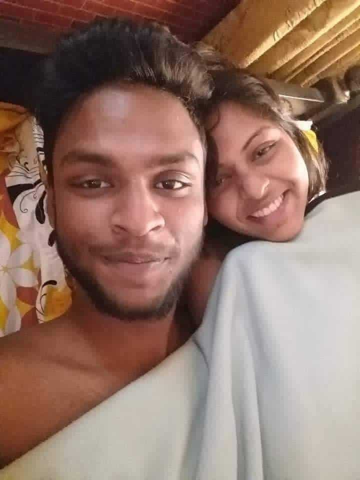 Desi couple nude photos