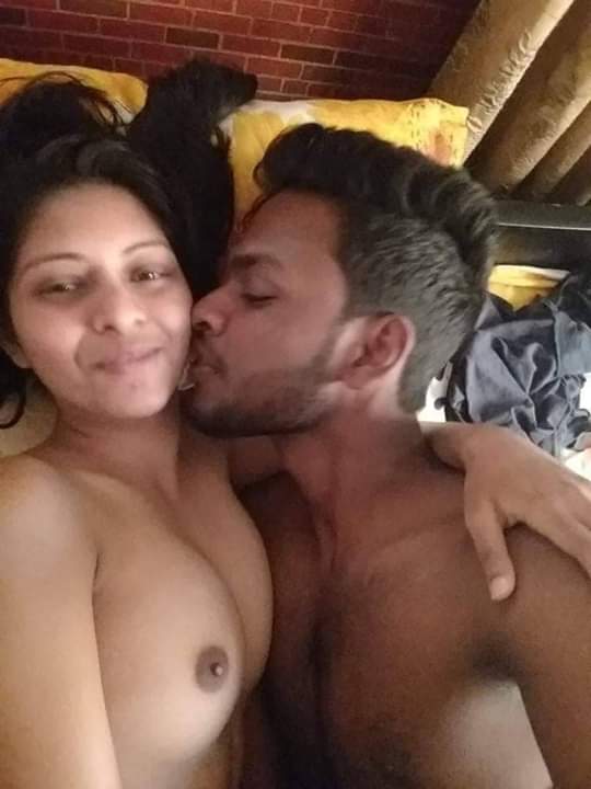 Desi couple nude photos