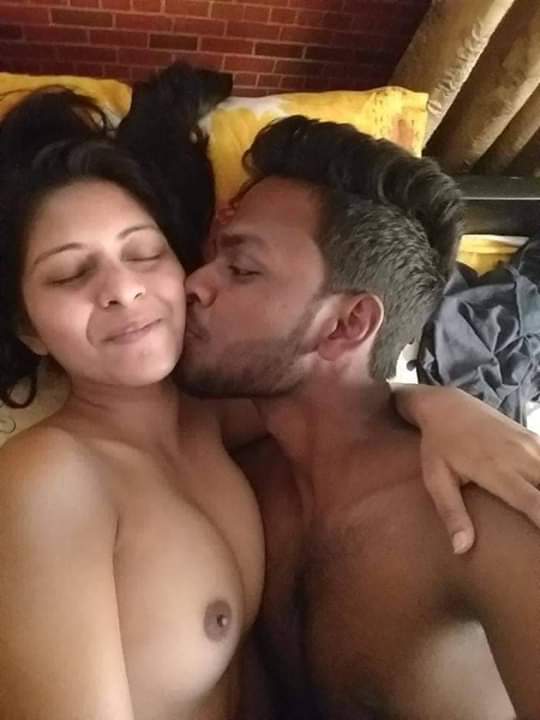 Desi couple nude photos